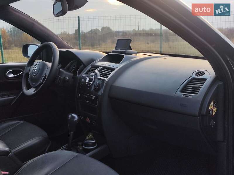 Хэтчбек Renault Megane 2005 в Киеве