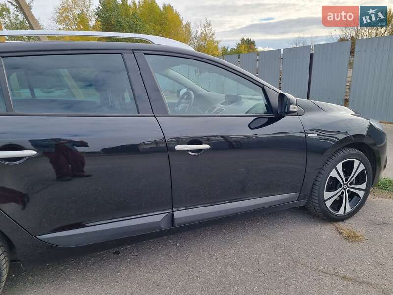 Универсал Renault Megane 2011 в Кременчуге фото 4 Универсал Renault Megane 2011 в Кременчуге
