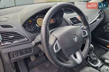 Универсал Renault Megane 2011 в 
