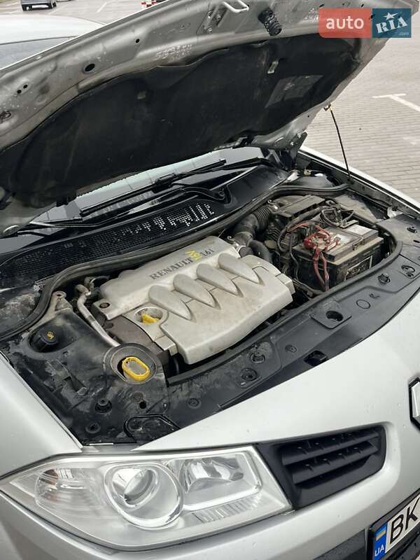 Хетчбек Renault Megane 2006 в Дубні фото 24 Хетчбек Renault Megane 2006 в Дубні