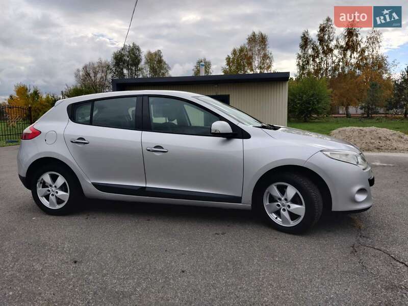 Хэтчбек Renault Megane 2009 в Барышевке фото 4 Хэтчбек Renault Megane 2009 в Барышевке