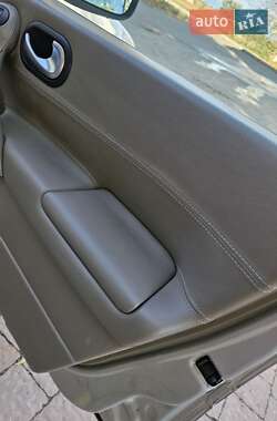 Седан Renault Megane 2003 в 