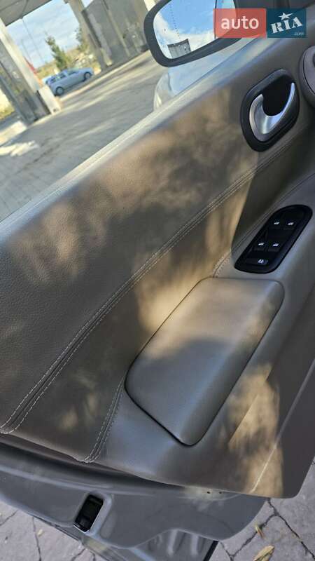 Седан Renault Megane 2003 в Бучаче фото 20 Седан Renault Megane 2003 в Бучаче