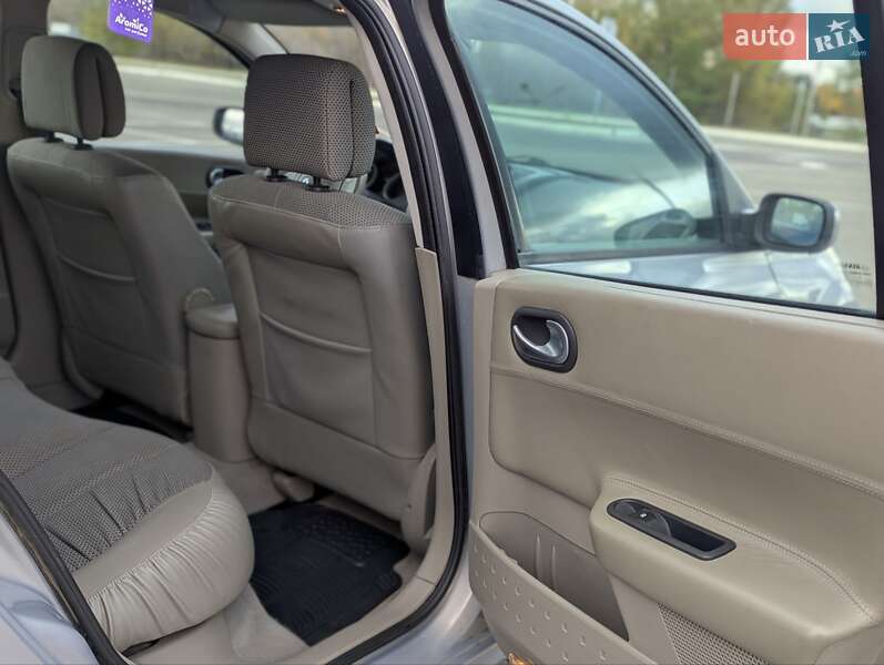 Універсал Renault Megane 2004 в Києві