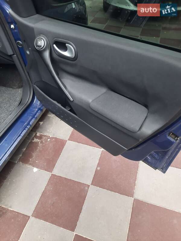 Универсал Renault Megane 2009 в Кременчуге фото 2 Универсал Renault Megane 2009 в Кременчуге