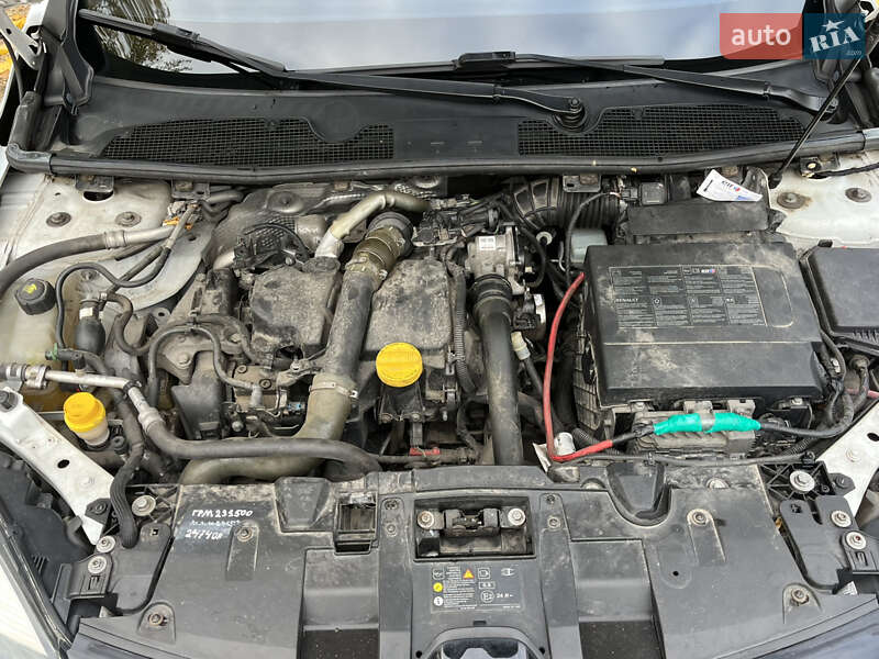 Универсал Renault Megane 2014 в Первомайске фото 26 Универсал Renault Megane 2014 в Первомайске