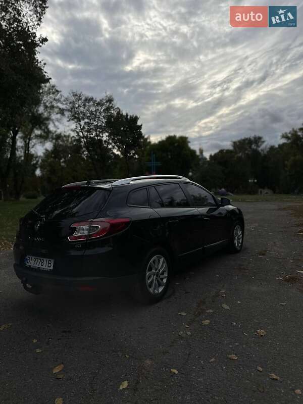Універсал Renault Megane 2014 в Гадячі