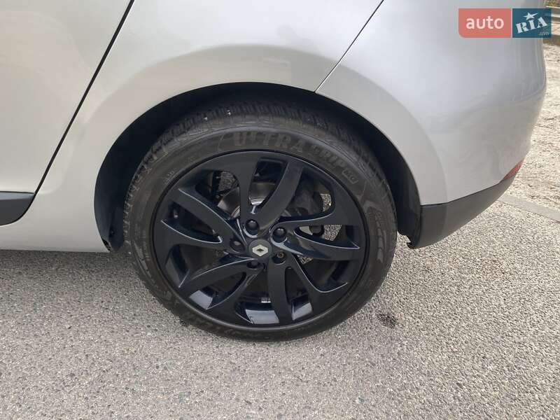 Хетчбек Renault Megane 2014 в Дніпрі фото 19 Хетчбек Renault Megane 2014 в Дніпрі