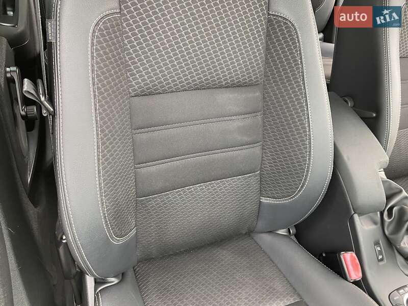 Хетчбек Renault Megane 2014 в Дніпрі фото 52 Хетчбек Renault Megane 2014 в Дніпрі