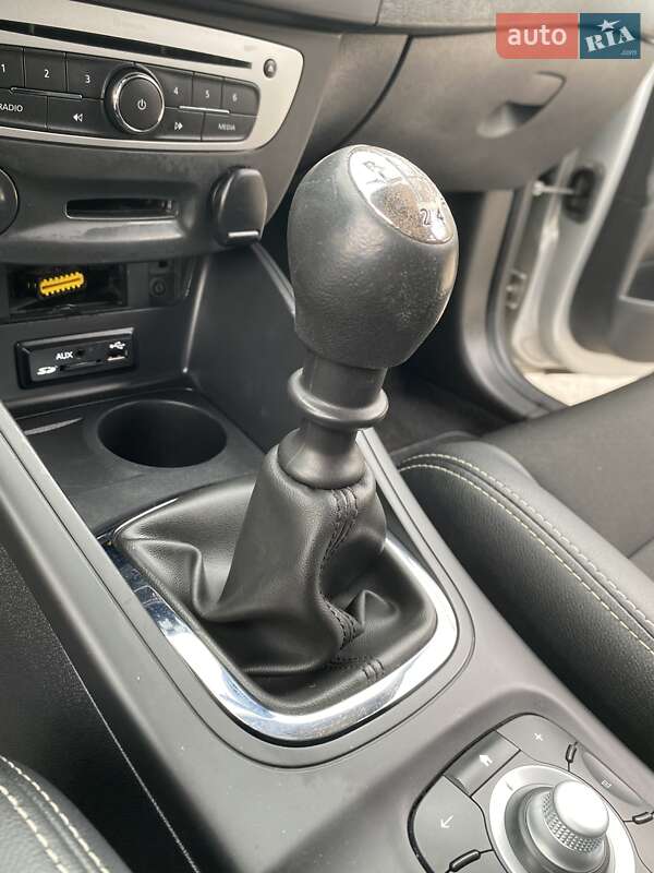 Хетчбек Renault Megane 2014 в Дніпрі фото 37 Хетчбек Renault Megane 2014 в Дніпрі