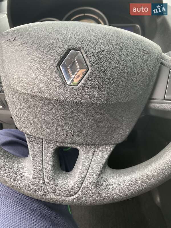 Хетчбек Renault Megane 2014 в Дніпрі фото 36 Хетчбек Renault Megane 2014 в Дніпрі