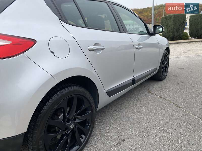 Хетчбек Renault Megane 2014 в Дніпрі фото 64 Хетчбек Renault Megane 2014 в Дніпрі