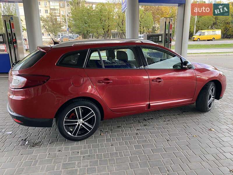 Універсал Renault Megane 2012 в Миколаєві фото 6 Універсал Renault Megane 2012 в Миколаєві