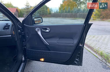 Хетчбек Renault Megane 2006 в  фото 9 Хетчбек Renault Megane 2006 в