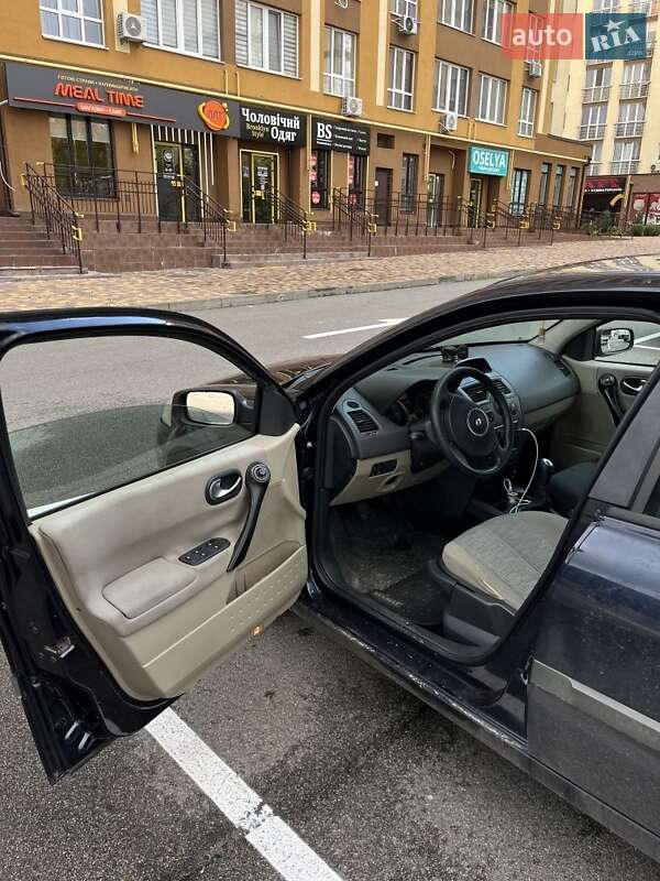 Седан Renault Megane 2007 в Вишневому фото 3 Седан Renault Megane 2007 в Вишневому