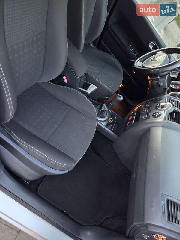 Универсал Renault Megane 2005 в Бучаче фото 8 Универсал Renault Megane 2005 в Бучаче