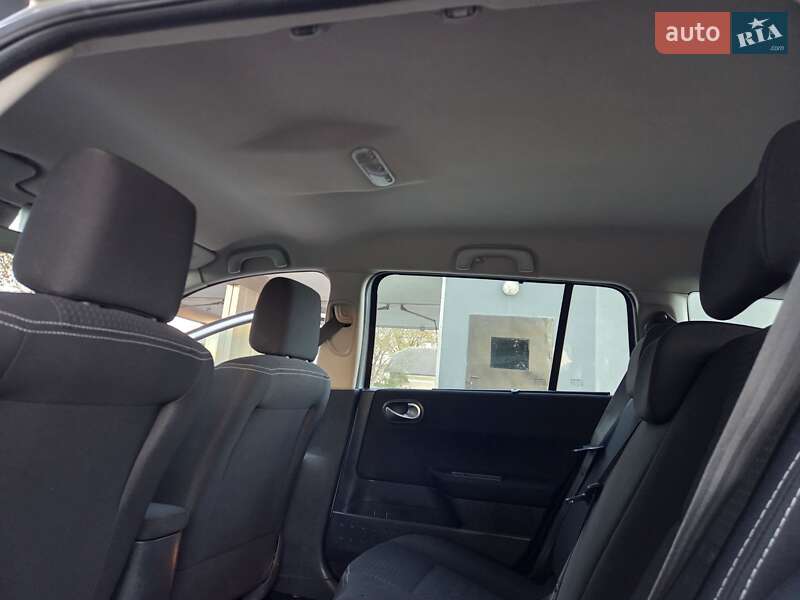 Универсал Renault Megane 2005 в Бучаче фото 12 Универсал Renault Megane 2005 в Бучаче