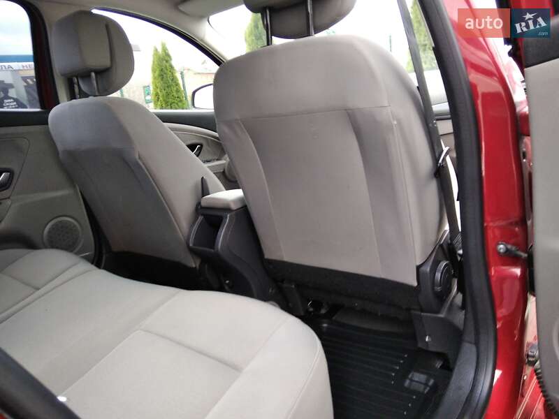 Универсал Renault Megane 2010 в Стрые фото 41 Универсал Renault Megane 2010 в Стрые