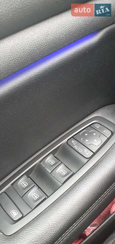 Универсал Renault Megane 2017 в Запорожье фото 11 Универсал Renault Megane 2017 в Запорожье