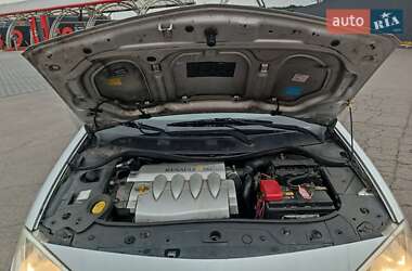 Универсал Renault Megane 2006 в  фото 16 Универсал Renault Megane 2006 в