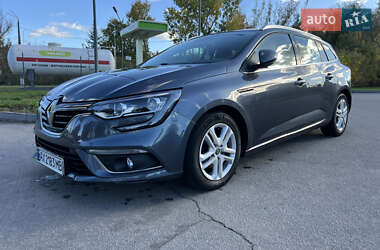 Універсал Renault Megane 2017 в  фото 16 Універсал Renault Megane 2017 в