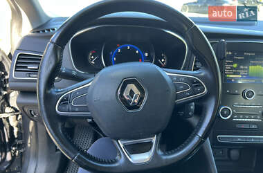 Універсал Renault Megane 2017 в  фото 34 Універсал Renault Megane 2017 в