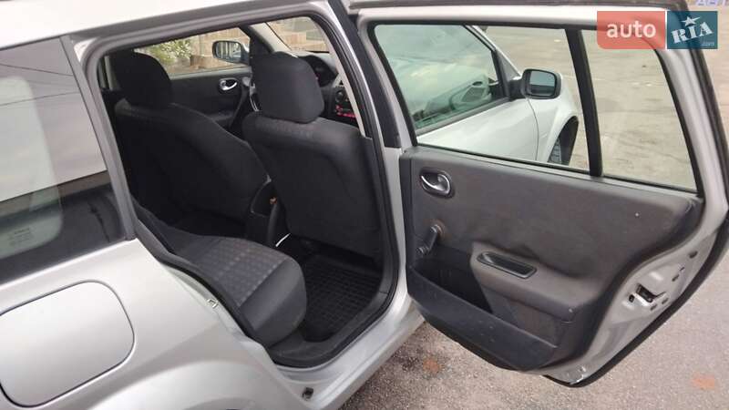 Универсал Renault Megane 2006 в Чернигове фото 15 Универсал Renault Megane 2006 в Чернигове