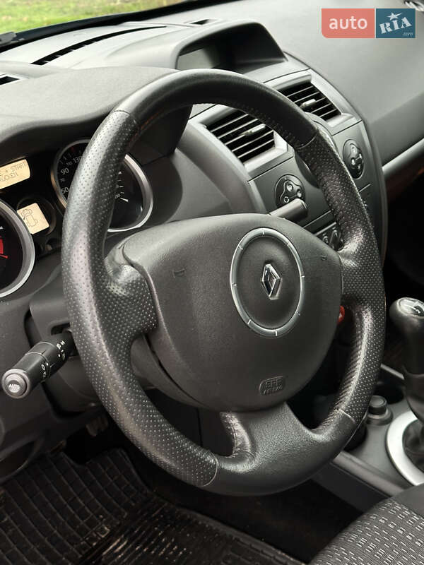 Универсал Renault Megane 2006 в Ромнах