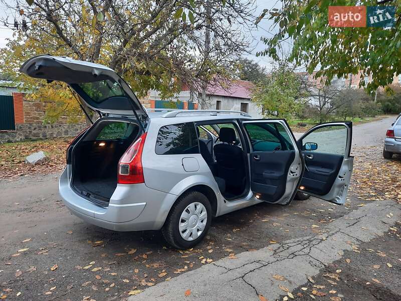 Универсал Renault Megane 2008 в Полтаве фото 108 Универсал Renault Megane 2008 в Полтаве