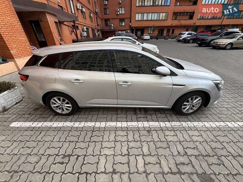 Универсал Renault Megane 2019 в Днепре фото 4 Универсал Renault Megane 2019 в Днепре