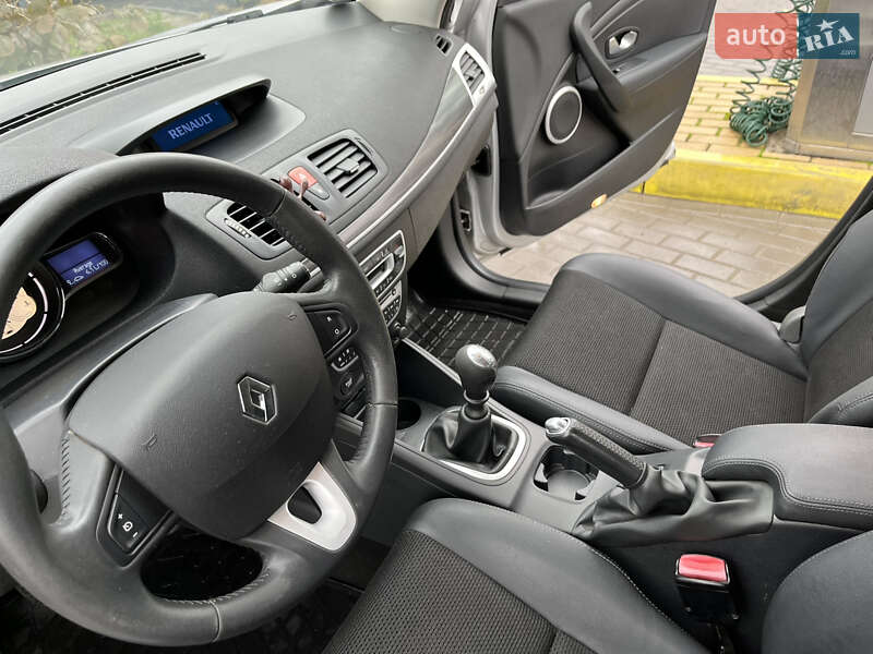 Универсал Renault Megane 2010 в Виннице фото 13 Универсал Renault Megane 2010 в Виннице