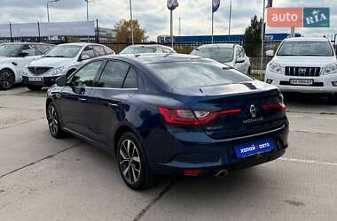 Седан Renault Megane 2020 в 