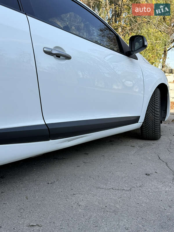 Купе Renault Megane 2012 в Костополе фото 16 Купе Renault Megane 2012 в Костополе