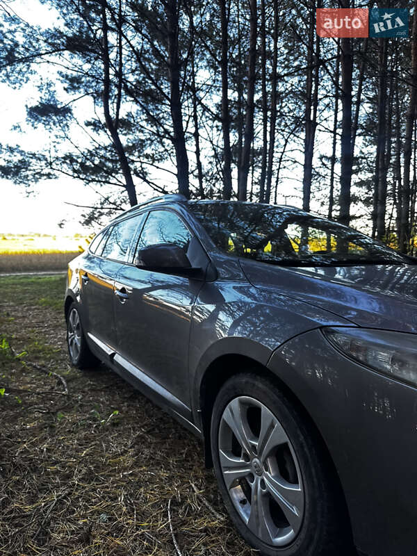 Универсал Renault Megane 2010 в Львове фото 2 Универсал Renault Megane 2010 в Львове
