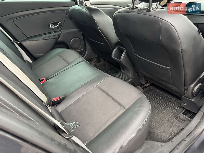 Универсал Renault Megane 2013 в Стрые фото 36 Универсал Renault Megane 2013 в Стрые