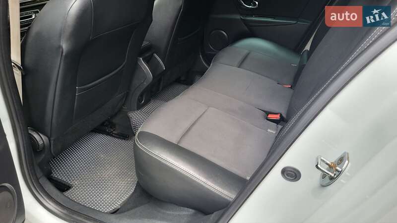 Універсал Renault Megane 2013 в Миргороді