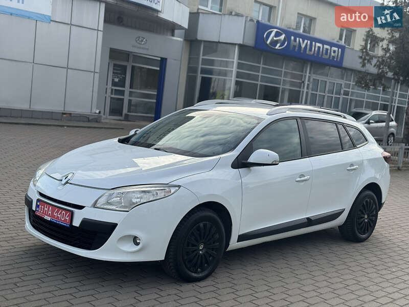 Универсал Renault Megane 2011 в Ровно фото 4 Универсал Renault Megane 2011 в Ровно
