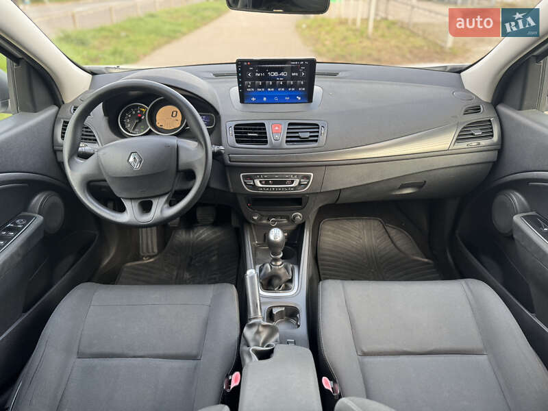 Универсал Renault Megane 2011 в Ровно фото 34 Универсал Renault Megane 2011 в Ровно