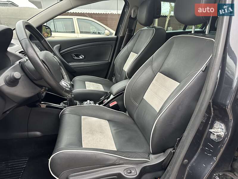 Универсал Renault Megane 2013 в Киеве фото 17 Универсал Renault Megane 2013 в Киеве