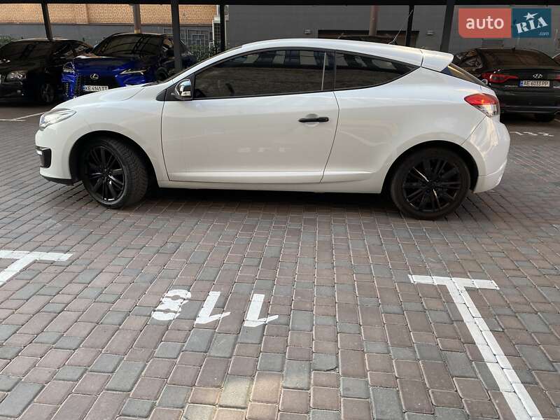 Купе Renault Megane 2014 в Дніпрі фото 5 Купе Renault Megane 2014 в Дніпрі