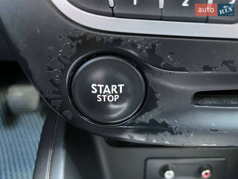 Хэтчбек Renault Megane 2009 в Киеве фото 23 Хэтчбек Renault Megane 2009 в Киеве