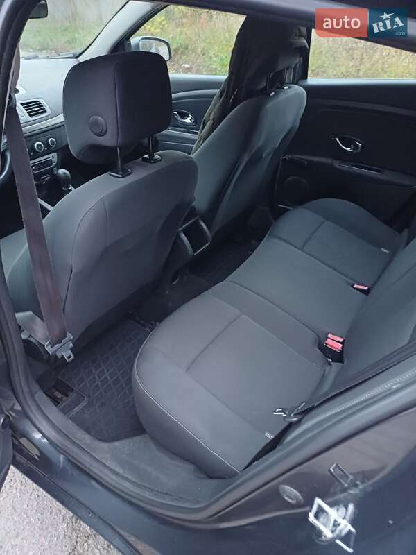 Хэтчбек Renault Megane 2013 в Черкассах фото 4 Хэтчбек Renault Megane 2013 в Черкассах
