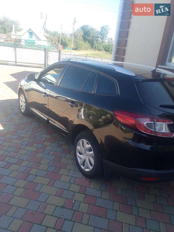 Универсал Renault Megane 2015 в Шполе фото 12 Универсал Renault Megane 2015 в Шполе