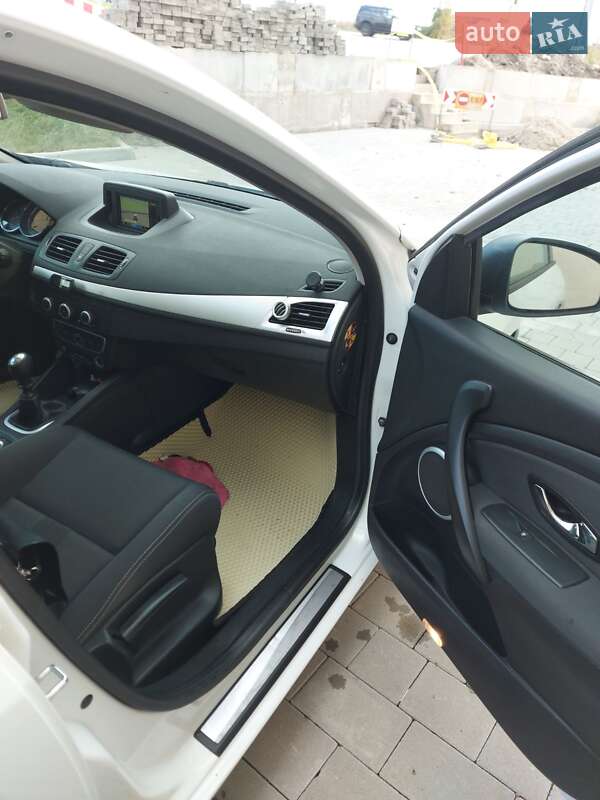 Универсал Renault Megane 2011 в Тернополе фото 8 Универсал Renault Megane 2011 в Тернополе