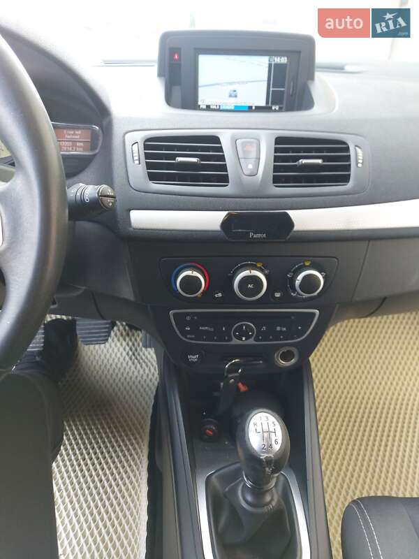 Универсал Renault Megane 2011 в Тернополе фото 16 Универсал Renault Megane 2011 в Тернополе