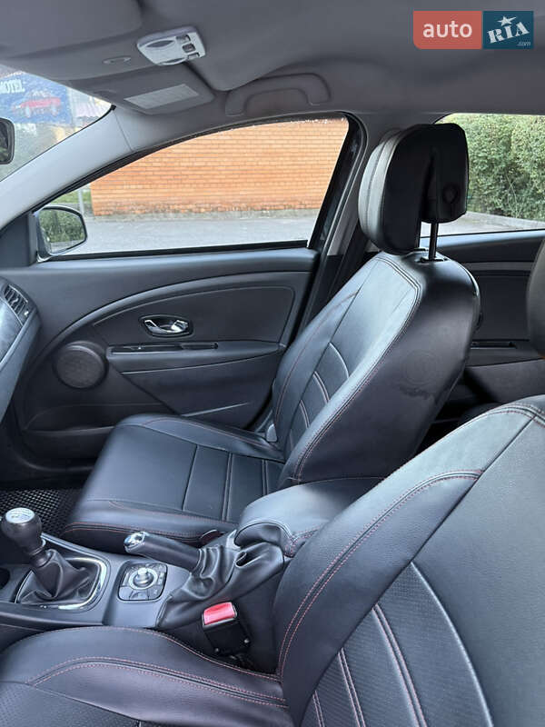Универсал Renault Megane 2012 в Тернополе фото 16 Универсал Renault Megane 2012 в Тернополе