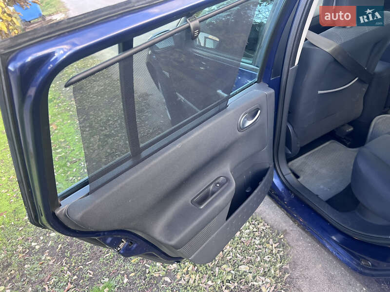 Універсал Renault Megane 2004 в Врадіївці фото 11 Універсал Renault Megane 2004 в Врадіївці