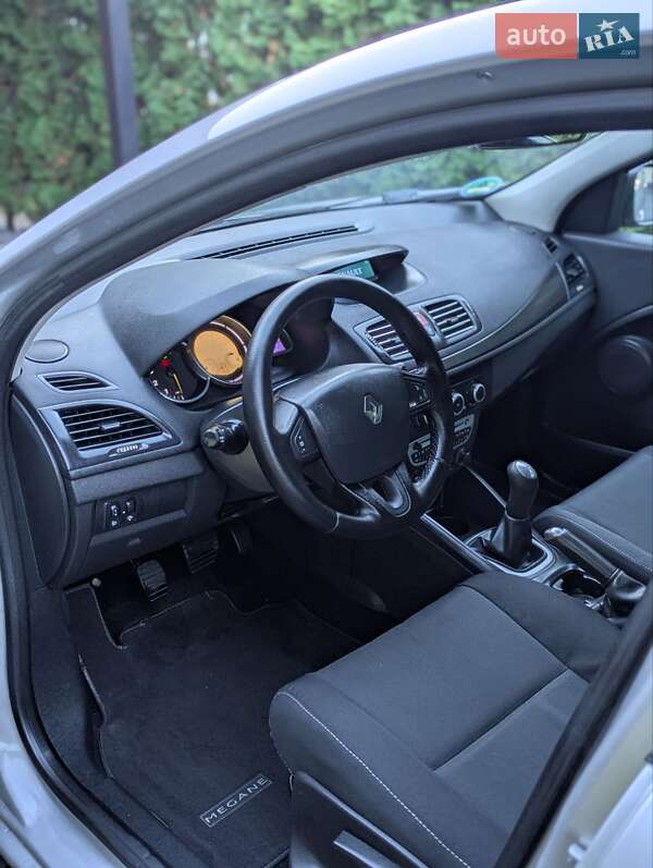 Универсал Renault Megane 2009 в Дубно фото 28 Универсал Renault Megane 2009 в Дубно