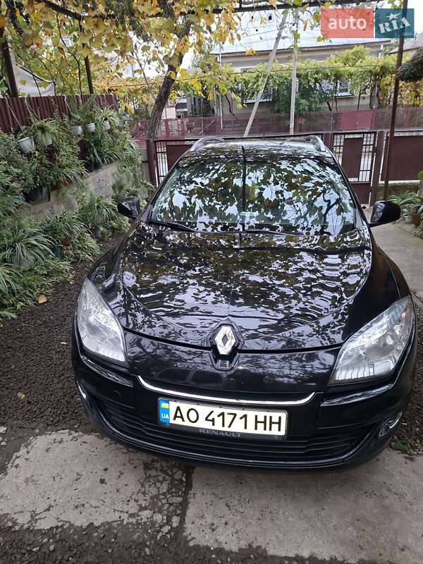 Универсал Renault Megane 2013 в Ужгороде фото 2 Универсал Renault Megane 2013 в Ужгороде