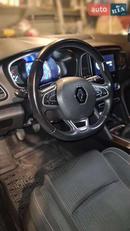 Универсал Renault Megane 2018 в Харькове фото 15 Универсал Renault Megane 2018 в Харькове
